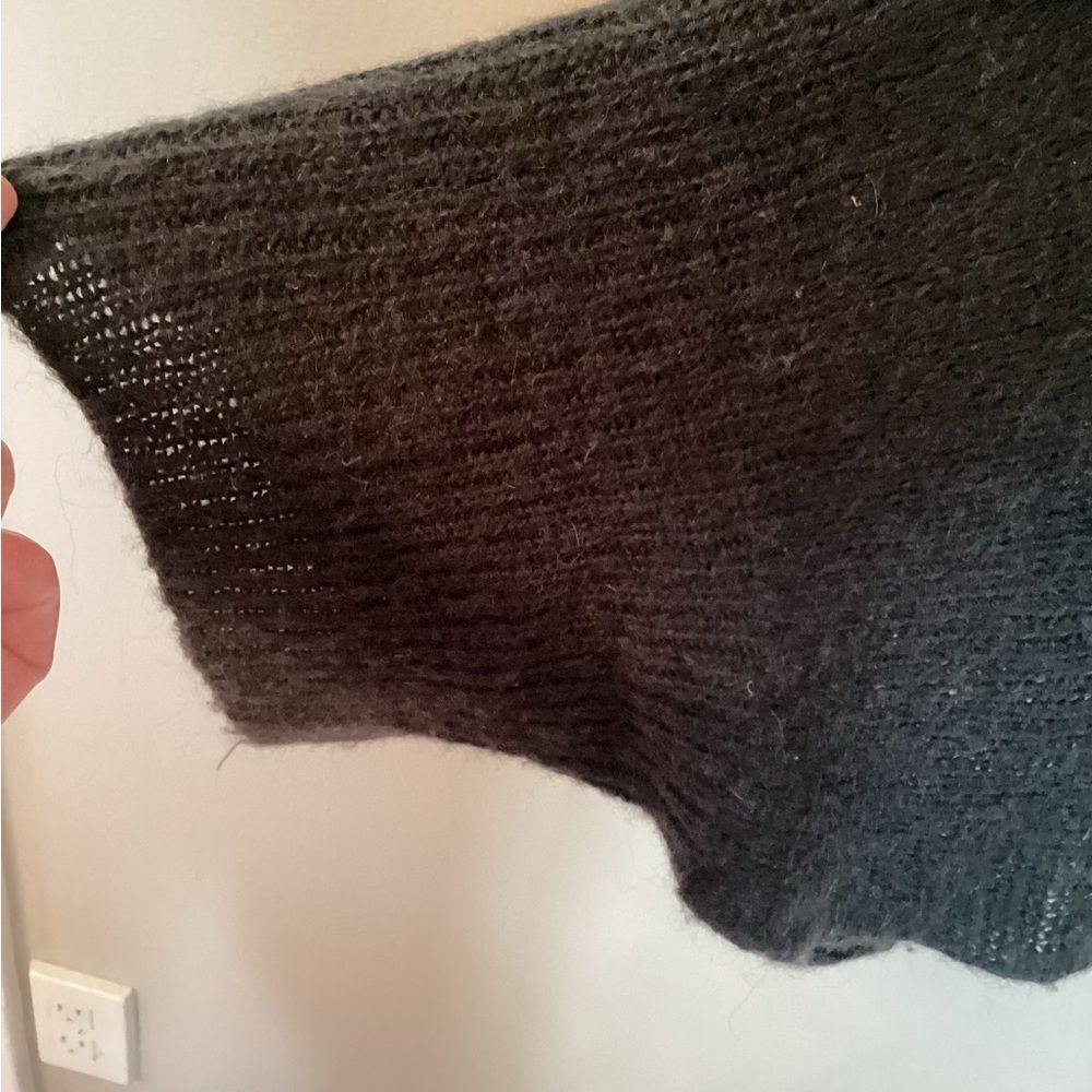 WOODEN SHIPS SIZE M/L BLACK MOHAIR WOOL COWL NECK PONCHO SWEATER - Picture 5 of 7